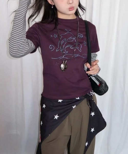 MAISON DE THERESE(メゾン ド テレーズ)の「レトロ ストーン ストライプスリーブ レイヤード風 長袖 T シャツ(Tシャツ/カットソー・レディース・パープル/ブラック・M)」の4枚目の写真