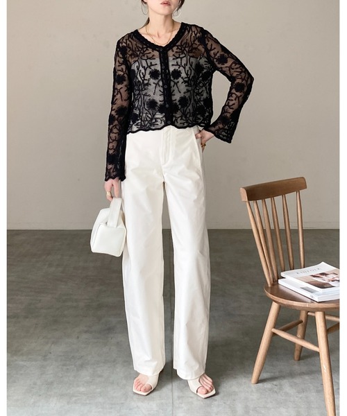 She's Closet(シーズクローゼット)の「長袖 ショート丈 かぎ針編み クロシェレースカーディガン(カーディガン/ボレロ・レディース・ブラック/アイボリー・FREE)」の13枚目の写真
