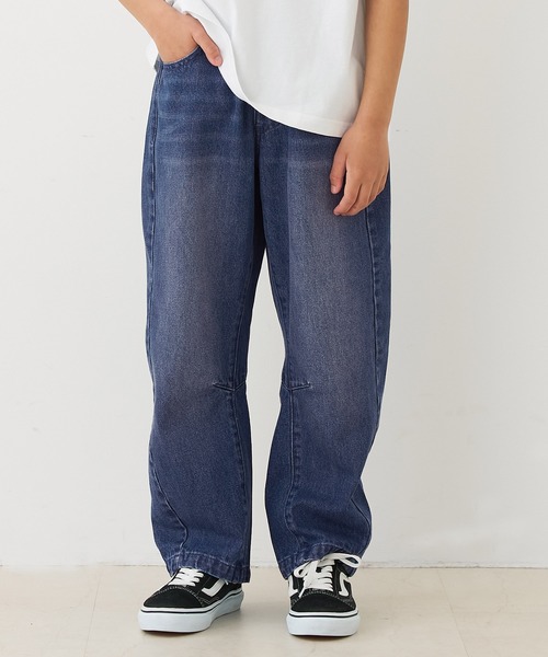 coca(coca)(コカ)の「キッズ デニムバレルレッグパンツ(デニムパンツ・キッズ・ライトブルー/ブルー・130/120/150/140)」の1枚目の写真