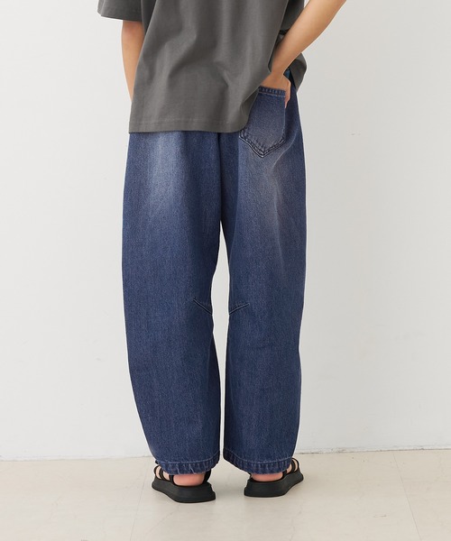 coca(coca)(コカ)の「キッズ デニムバレルレッグパンツ(デニムパンツ・キッズ・ライトブルー/ブルー・130/120/150/140)」の9枚目の写真