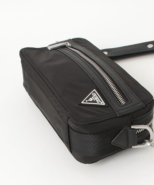 Guess（ゲス）の「BERLIN Camera Bag S（ショルダーバッグ・メンズ・ブラック・ONE SIZE）」の13枚目の写真