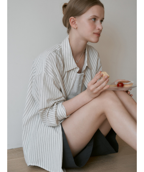 THEMITTEN（ザ・ミトン）の「[2nd] Clay overfit shirt (black stripe)（シャツ/ブラウス・レディース・その他・FREE）」の6枚目の写真