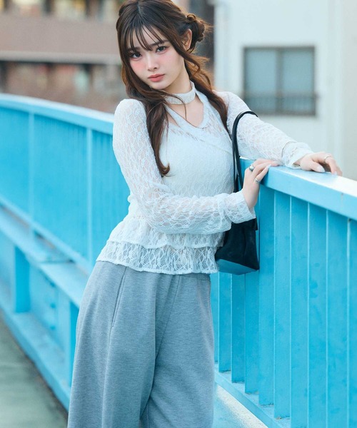 muet.(ミュエ)の「チョーカー付きレースティアードトップス(Tシャツ/カットソー・レディース・オフホワイト/ブラック・LARGE/MEDIUM)」の14枚目の写真