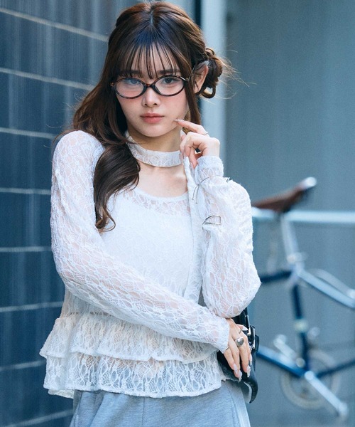 muet.(ミュエ)の「チョーカー付きレースティアードトップス(Tシャツ/カットソー・レディース・オフホワイト/ブラック・LARGE/MEDIUM)」の11枚目の写真