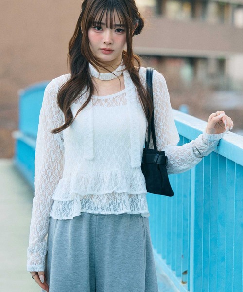 muet.(ミュエ)の「チョーカー付きレースティアードトップス(Tシャツ/カットソー・レディース・オフホワイト/ブラック・LARGE/MEDIUM)」の9枚目の写真