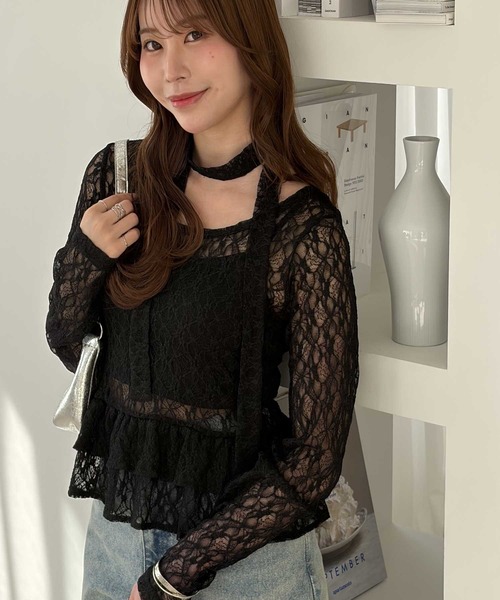 muet.(ミュエ)の「チョーカー付きレースティアードトップス(Tシャツ/カットソー・レディース・オフホワイト/ブラック・LARGE/MEDIUM)」の7枚目の写真