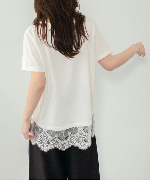 on:nue（オンニュ）の「【on:nue】[着用動画あり！] レースレイヤードドロストTシャツ（Tシャツ/カットソー・レディース・アイボリー/ブラック・FREE）」の4枚目の写真