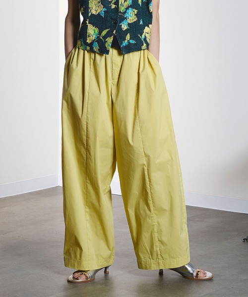 ROSE BUD（ローズバッド）の「GATHER CURVE PANTS（その他パンツ・レディース・ブラック/ベージュ/イエロー・S/M）」の3枚目の写真