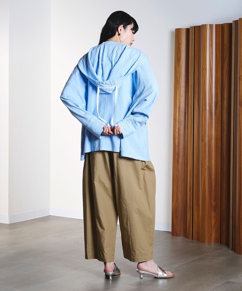 ROSE BUD（ローズバッド）の「GATHER CURVE PANTS（その他パンツ・レディース・ブラック/ベージュ/イエロー・S/M）」の13枚目の写真