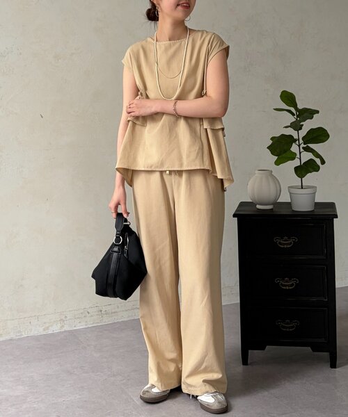 Chez toi(シェトワ)の「【セットアップ】バックフリルブラウス×パンツ(ワンピース・レディース・チャコールグレー/ピンク系その他/ベージュ・FREE)」の12枚目の写真