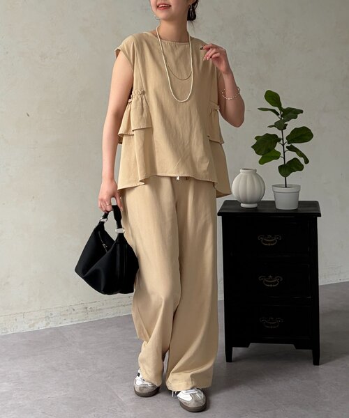 Chez toi(シェトワ)の「【セットアップ】バックフリルブラウス×パンツ(ワンピース・レディース・チャコールグレー/ピンク系その他/ベージュ・FREE)」の13枚目の写真