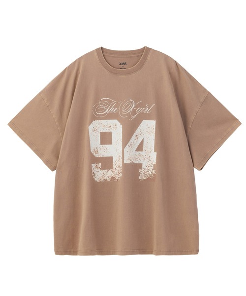 X-girl（エックスガール）の「FADED FLOCKY NUMBER S/S TEE DRESS（ワンピース・レディース・ブラウン/ブラック/オリーブ・M/S）」の3枚目の写真