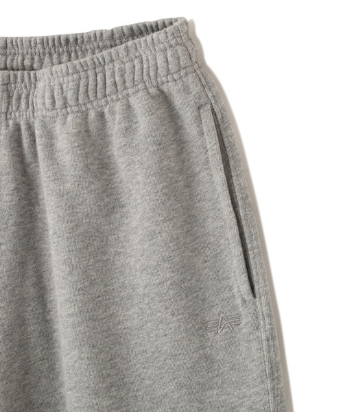 Alpha Industries(アルファインダストリーズ)の「【日本限定】Alpha Industries/アルファインダストリーズ/SNOW WASH SWEAT SHORTS/スノー ウォッシュ スウェット ショーツ(スウェットパンツ・メンズ・ネイビー/オリーブ/グレー/ブラック/ベージュ・MEDIUM/LARGE/X-LARGE)」の15枚目の写真