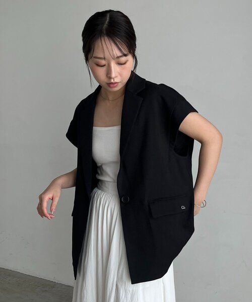 CAPRICIEUX LE'MAGE（カプリシューレマージュ）の「〈C.L〉リネンタッチハーフスリーブジャケット（ベスト・レディース・グレイッシュベージュ/ブラック・FREE）」の3枚目の写真