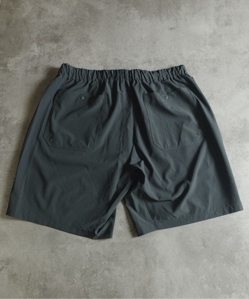 many men many mind(メニーメンメニーマインド)の「MANYMENMANYMINDS / AIRLEAKFABRIC/ショートパンツ(その他パンツ・メンズ・チャコール/ブラック・X-LARGE/LARGE/MEDIUM)」の17枚目の写真