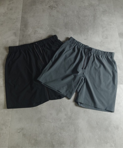 many men many mind(メニーメンメニーマインド)の「MANYMENMANYMINDS / AIRLEAKFABRIC/ショートパンツ(その他パンツ・メンズ・チャコール/ブラック・X-LARGE/LARGE/MEDIUM)」の4枚目の写真