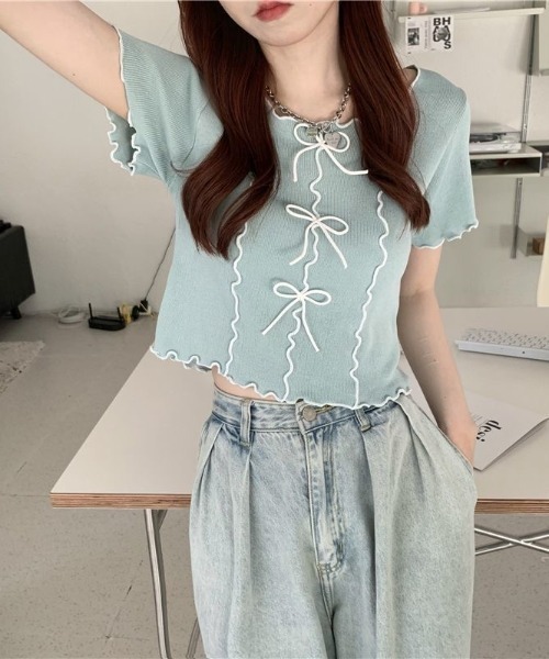 Beststore(ベストストア)の「フロントリボン&メロウフリルが可愛い クロップド リブTシャツ カットソー(Tシャツ/カットソー・レディース・ブラック/ピンク/ホワイト/イエロー/グリーン系・FREE)」の4枚目の写真
