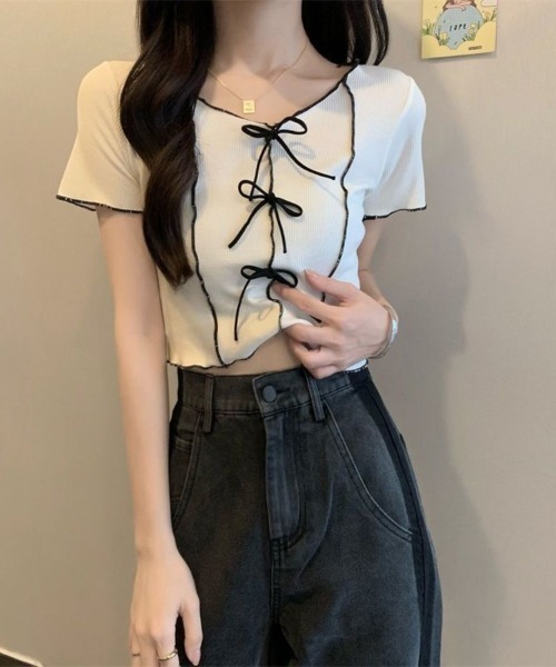 Beststore(ベストストア)の「フロントリボン&メロウフリルが可愛い クロップド リブTシャツ カットソー(Tシャツ/カットソー・レディース・ブラック/ピンク/ホワイト/イエロー/グリーン系・FREE)」の8枚目の写真