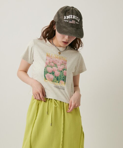 w closet(ダブルクローゼット)の「チューリップT(Tシャツ/カットソー・レディース・オフホワイト/アイボリー/イエロー/ピンク・FREE)」の1枚目の写真