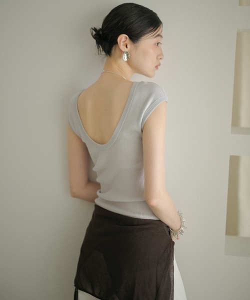 LAULEN(ローレン)の「2way scoop neck rib tops / 2way スクープネックリブトップス(Tシャツ/カットソー・レディース・ブラウン/ホワイト/ブルー・FREE)」の15枚目の写真