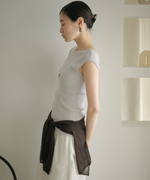 LAULEN(ローレン)の「2way scoop neck rib tops / 2way スクープネックリブトップス(Tシャツ/カットソー・レディース・ブラウン/ホワイト/ブルー・FREE)」の17枚目の写真