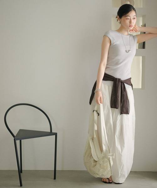 LAULEN(ローレン)の「2way scoop neck rib tops / 2way スクープネックリブトップス(Tシャツ/カットソー・レディース・ブラウン/ホワイト/ブルー・FREE)」の19枚目の写真