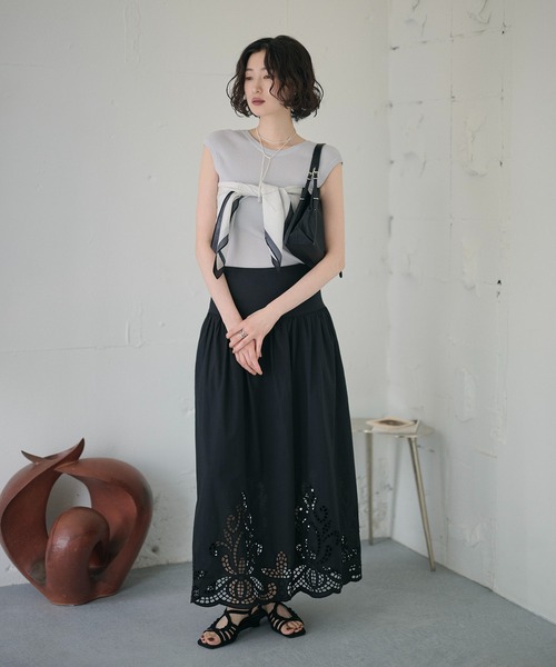 LAULEN(ローレン)の「2way scoop neck rib tops / 2way スクープネックリブトップス(Tシャツ/カットソー・レディース・ブラウン/ホワイト/ブルー・FREE)」の22枚目の写真