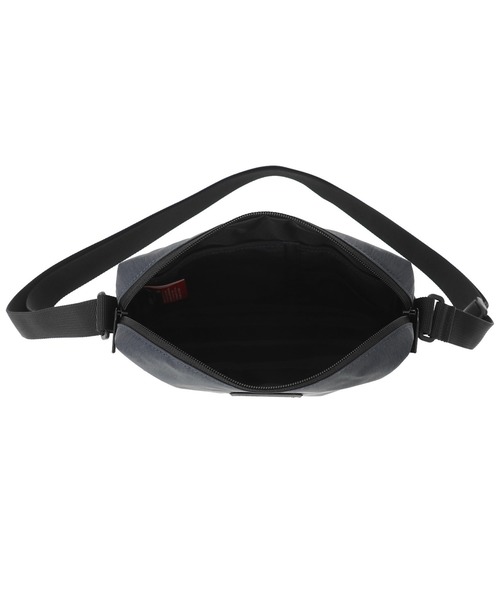 Manhattan Portage BLACK LABEL(マンハッタンポーテージ ブラックレーベル)の「WOOSTER SHOULDER BAG VER2 CURIO(ショルダーバッグ・メンズ・ダークグレー/カーキ/ブラウン・X-SMALL)」の8枚目の写真