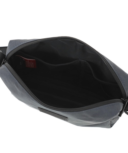 Manhattan Portage BLACK LABEL(マンハッタンポーテージ ブラックレーベル)の「WOOSTER SHOULDER BAG VER2 CURIO(ショルダーバッグ・メンズ・ダークグレー/カーキ/ブラウン・X-SMALL)」の10枚目の写真