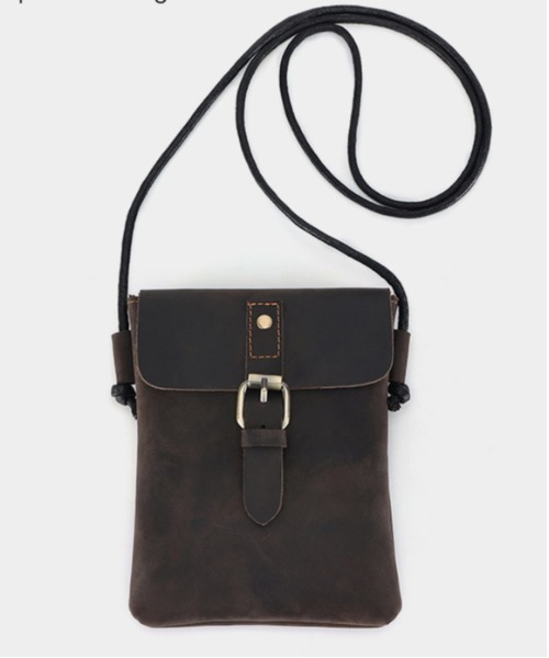 NiiNa(ニーナ)の「【 NiiNa homme / ニーナオム 】高品質牛革 シック ショルダーバッグ(ショルダーバッグ・メンズ・ブラウン・FREE)」の12枚目の写真