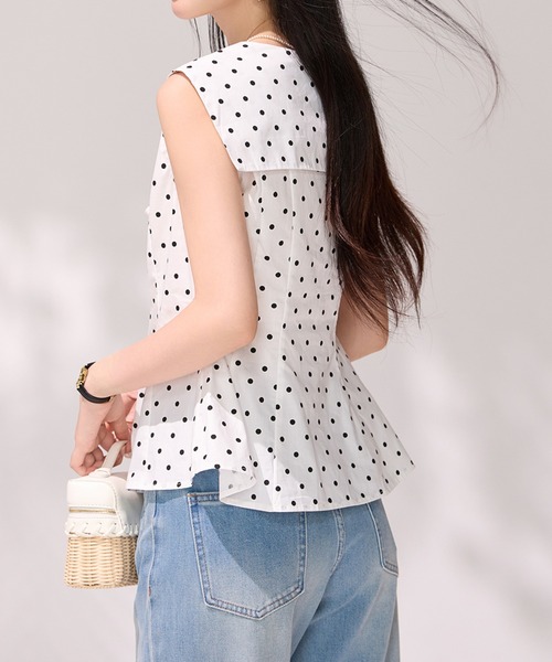 LUCPY(ラクピー)の「ドット柄セーラーカラーブラウス(シャツ/ブラウス・レディース・ホワイト・X-LARGE/LARGE/MEDIUM/SMALL)」の3枚目の写真