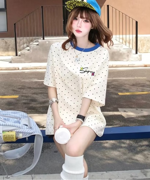 AsheKsha(アシクシャ)の「バイカラードット総柄アプリコット半袖ゆったりトップス(Tシャツ/カットソー・レディース・ベージュ・M)」の7枚目の写真