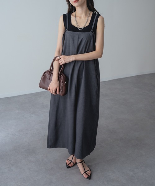 refinedworks(リファインドワークス)の「【refinedworks】縦 ライン を美しく魅せる 大人の キャミ ワンピース(ワンピース・レディース・ブラウン/チャコールグレー・FREE)」の16枚目の写真