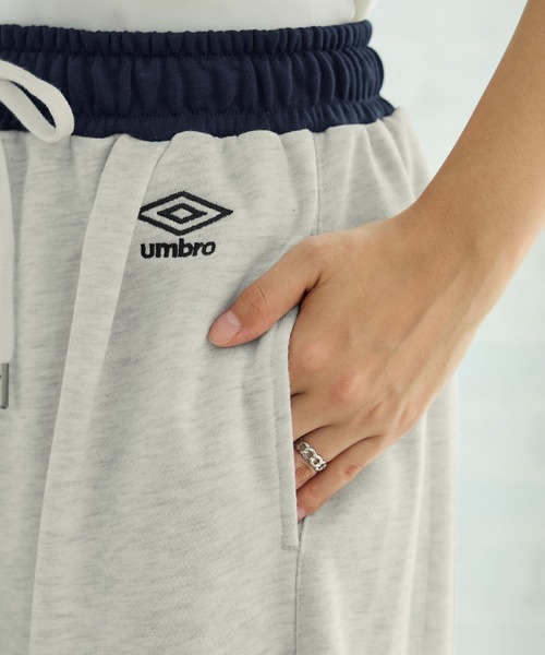 UMBRO(アンブロ)の「【UMBRO/アンブロ】限定 配色ウエスト裏毛素材カーブパンツ(その他パンツ・レディース・杢グレー/ネイビー・M/L/LL)」の14枚目の写真