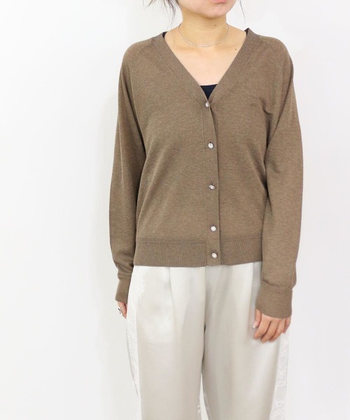 Marilyn Moon(マリリンムーン)の「16G lame knit raglan cardigan(カーディガン/ボレロ・レディース・ダークグレー・FREE)」の11枚目の写真