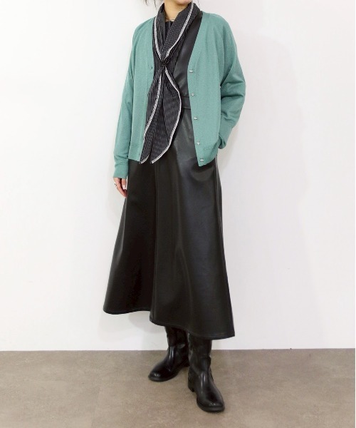 Marilyn Moon(マリリンムーン)の「16G lame knit raglan cardigan(カーディガン/ボレロ・レディース・ダークグレー・FREE)」の12枚目の写真