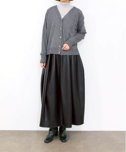 Marilyn Moon(マリリンムーン)の「16G lame knit raglan cardigan(カーディガン/ボレロ・レディース・ダークグレー・FREE)」の14枚目の写真