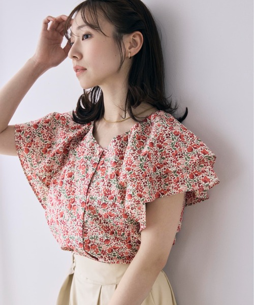 COHINA(コヒナ)の「【COHINA MADE WITH LIBERTY FABRIC】ラッフルスリーブブラウス 【低身長・小柄女性】(シャツ/ブラウス・レディース・ブルー/レッド・ONE SIZE)」の10枚目の写真