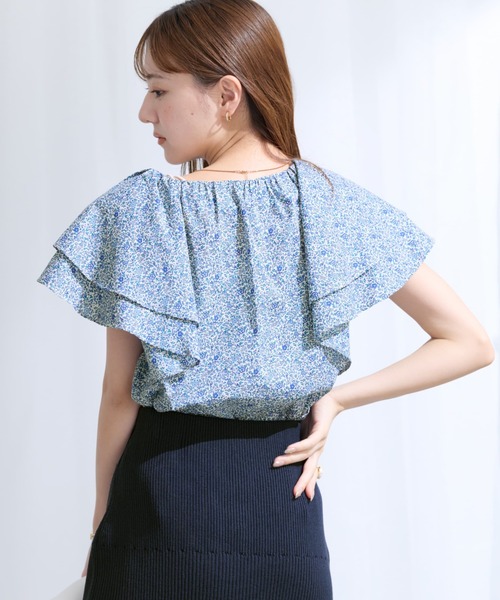 COHINA(コヒナ)の「【COHINA MADE WITH LIBERTY FABRIC】ラッフルスリーブブラウス 【低身長・小柄女性】(シャツ/ブラウス・レディース・ブルー/レッド・ONE SIZE)」の17枚目の写真