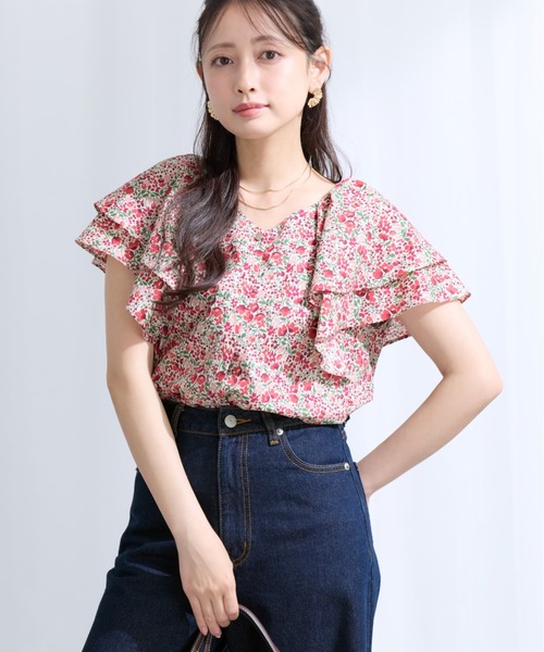 COHINA(コヒナ)の「【COHINA MADE WITH LIBERTY FABRIC】ラッフルスリーブブラウス 【低身長・小柄女性】(シャツ/ブラウス・レディース・ブルー/レッド・ONE SIZE)」の22枚目の写真