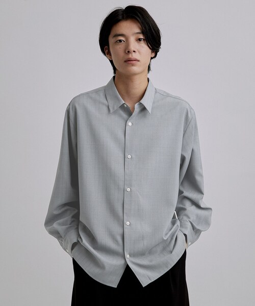 tk.TAKEO KIKUCHI（ティーケータケオキクチ）の「【接触冷感/UVカット】ドビーストライプシャツ（シャツ/ブラウス・メンズ・ホワイト/ライトブルー/ブラック・03/02）」の3枚目の写真