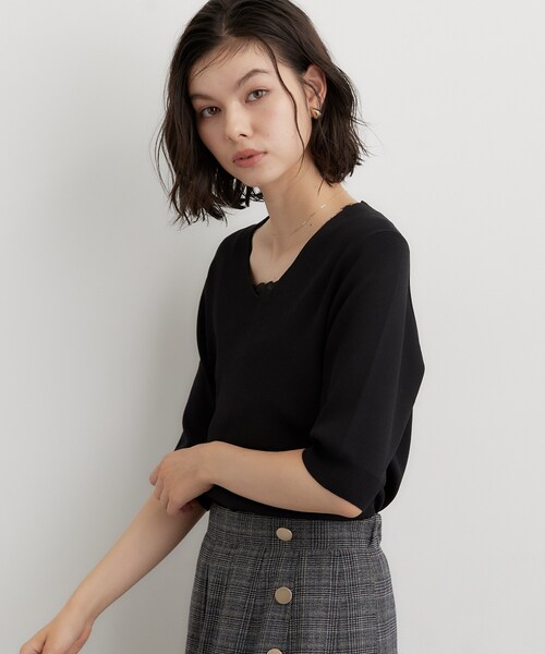 THE SHOP TK (ザ ショップ ティーケー )の「【毛玉になりにくい/UV/秋カラー】すっきりVネック 6分袖ニット(ニット/セーター・レディース・パープル系/ブラック/ライトグレー/グリーン・12/13)」の19枚目の写真