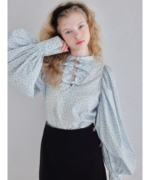 etre loin(エトルワン)の「Many ribbon volume sleeve blouse / メニーリボンボリュームスリーブブラウス(シャツ/ブラウス・レディース・ブルー/ホワイト/ピンク・M)」の1枚目の写真