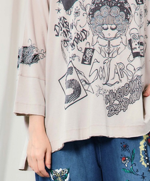 ScoLar（スカラー）の「163625：スケッチ柄 ドルマンプルオーバー（Tシャツ/カットソー・レディース・チャコールグレー/オフホワイト/グレー・M）」の7枚目の写真