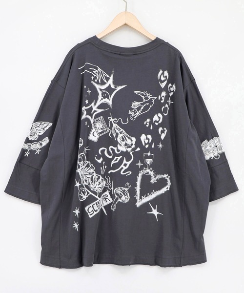 ScoLar（スカラー）の「163625：スケッチ柄 ドルマンプルオーバー（Tシャツ/カットソー・レディース・チャコールグレー/オフホワイト/グレー・M）」の11枚目の写真