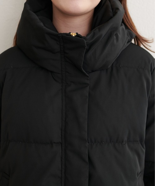 natural couture(ナチュラルクチュール)の「スタンドカラーショートダウン(ダウンジャケット/コート・レディース・グレイッシュベージュ/ブラウン/オフホワイト/ネイビー/ブラック・LARGE/MEDIUM)」の18枚目の写真