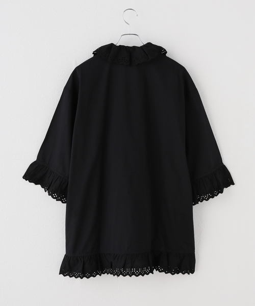 crinkle crinkle crinkle(クリンクルクリンクルクリンクル)の「【crinkle crinkle crinkle】 frill gawn blouse(シャツ/ブラウス・レディース・ブラック・FREE)」の2枚目の写真