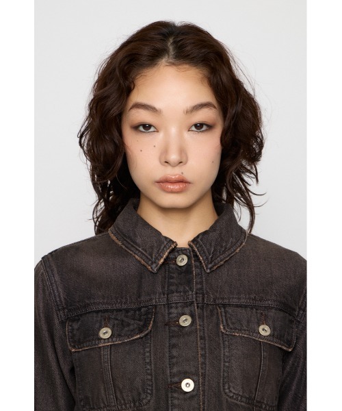 LAGUA GEM(ラグアジェム)の「STANDARD COMPACT DENIM ジャケット(デニムジャケット・レディース・ブラック/ライトブルー・SMALL/MEDIUM)」の12枚目の写真