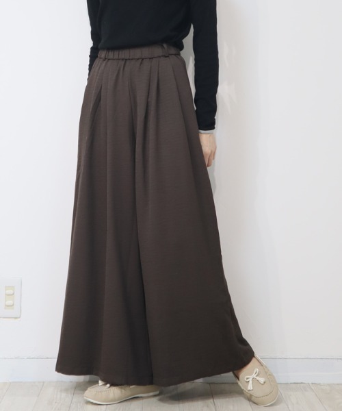 DISKEEN SURE(ディスキーンシュアー)の「スカート級の贅沢フレア!スカーチョ見えワイドパンツ(その他パンツ・レディース・ホワイト/ブラック/ネイビー/ブラウン・FREE)」の5枚目の写真