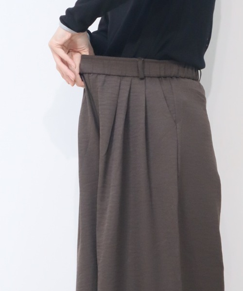 DISKEEN SURE(ディスキーンシュアー)の「スカート級の贅沢フレア!スカーチョ見えワイドパンツ(その他パンツ・レディース・ホワイト/ブラック/ネイビー/ブラウン・FREE)」の11枚目の写真